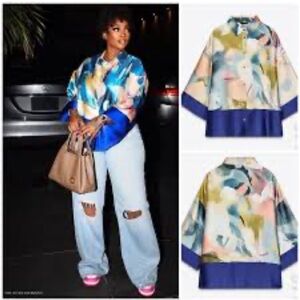 Oversized shirt satin with print. Size Medium